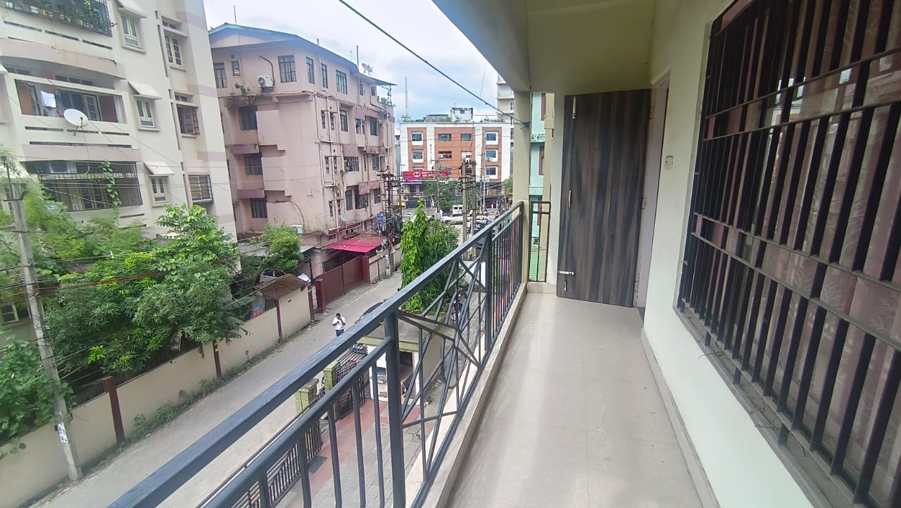 Unfurnished 3bhk in Survey (Beltola), Beltola Tiniali, Guwahati, Assam, India for Rent